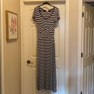 Black and white dress.